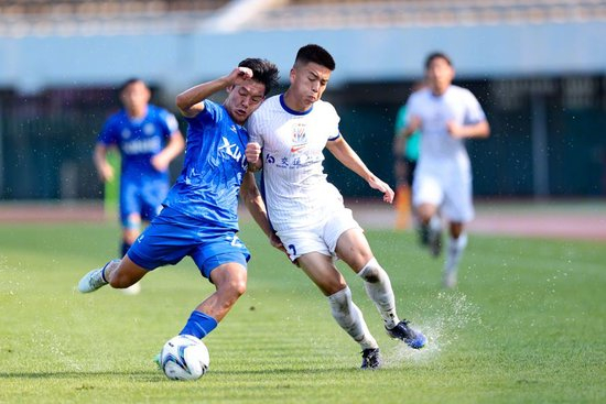 38岁于汉超3分钟双响 申花全华班3-0淘汰无锡吴钩晋级足协杯16强 38岁于汉超3分钟双响 申花全华班3-0淘汰无锡吴钩晋级足协杯16强