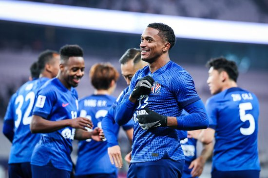 申花主场日均2.8万人,赛事经济圈撬动37亿 申花主场日均2.8万人,赛事经济圈撬动37亿