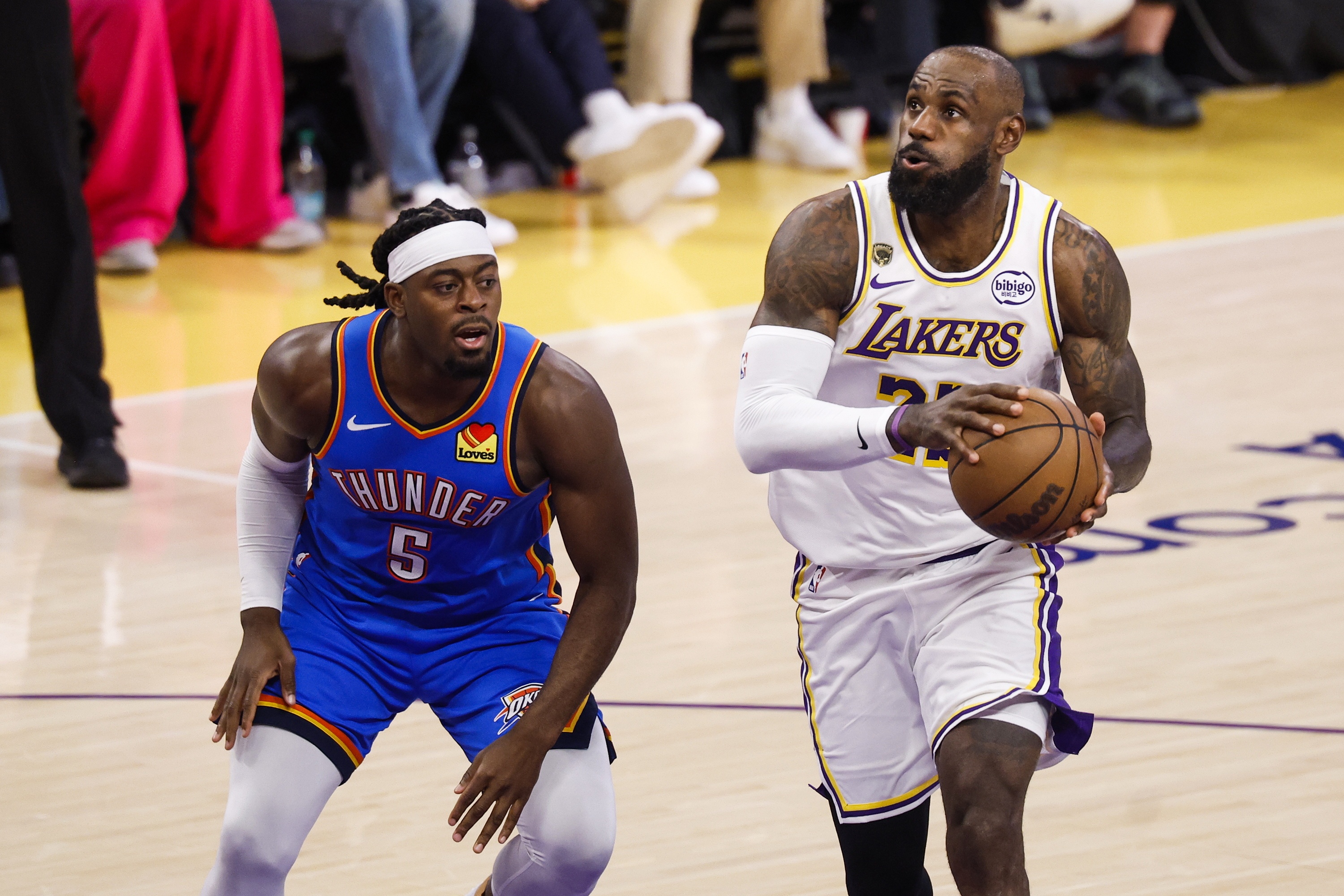 nba雷霆vs马刺直播在线播放