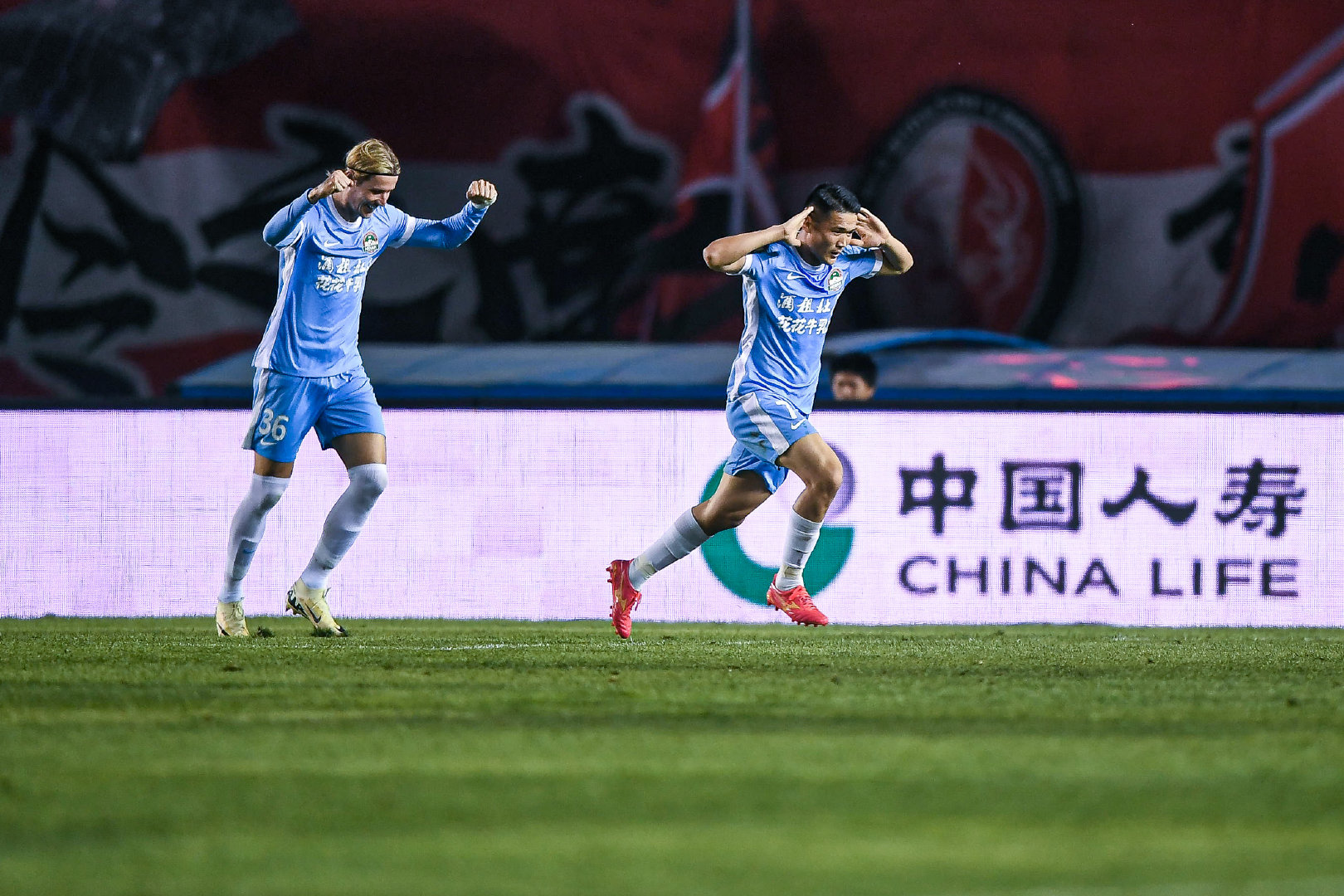 拉莫斯首胜：河南1-0亚泰终结三连败，钟义浩角球垫射破局