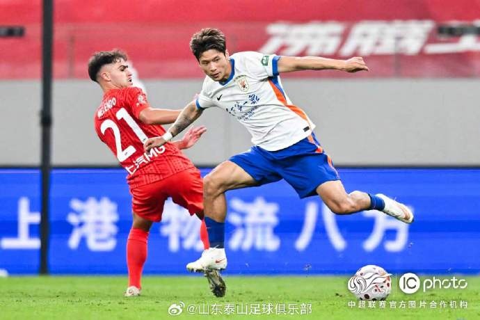 泽卡开场闪击 山东泰山客场1-0击败上海海港