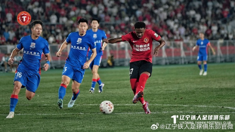 辽宁铁人楠波湾3-1申花 热菲尼奥梅开二度邦本宜裕点射