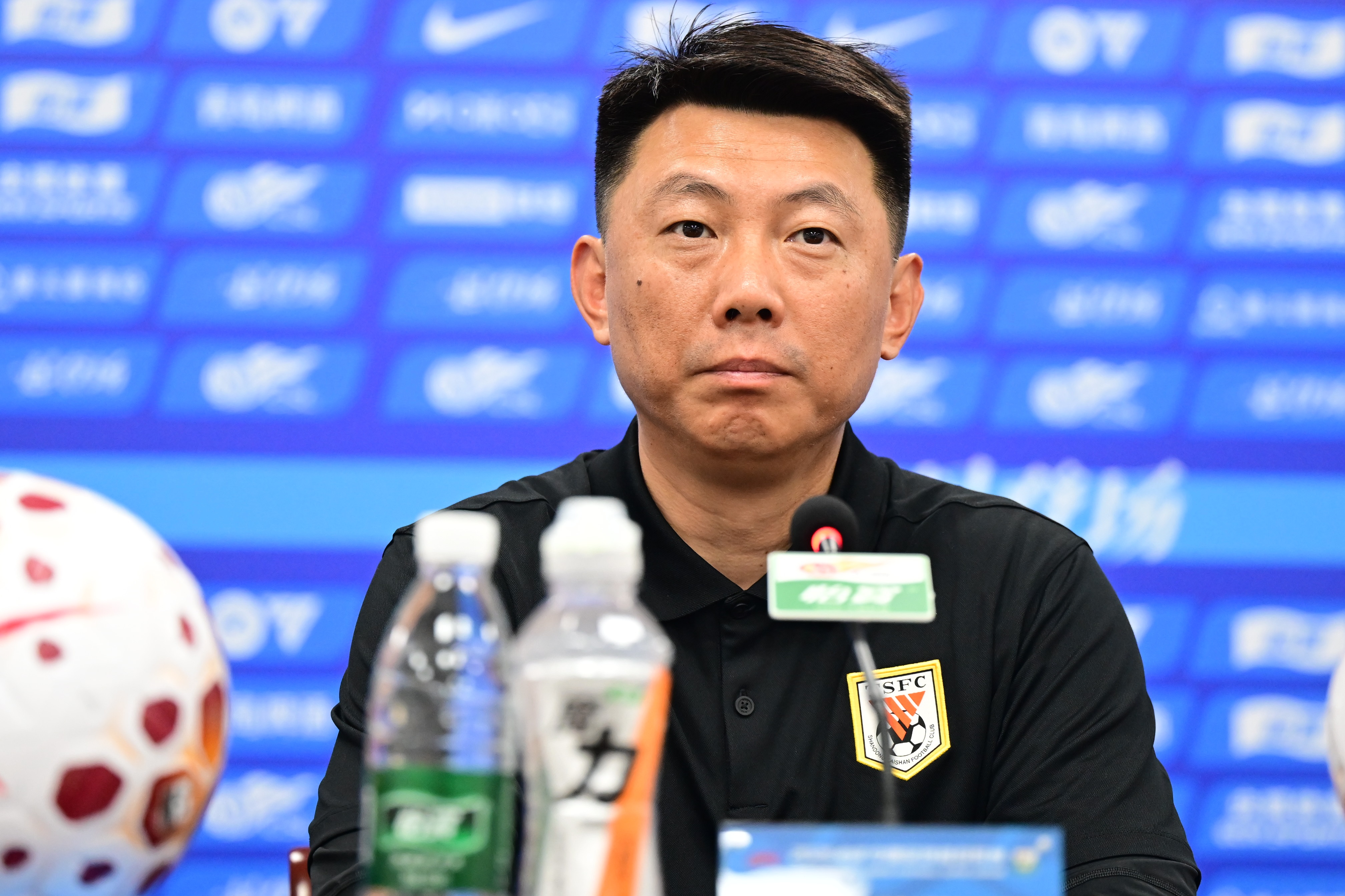 足球报:泰山队走出失利阴霾,为下周足协杯战海港奠定良好基础
