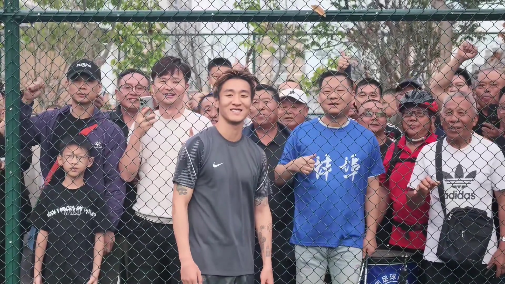 莱昂内斯内格罗斯对阵海盗直播