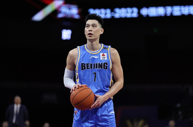 林书豪比较NBA和CBA:CBA身体对抗更强 得分更困难防守更密集 林书豪比较NBA和CBA:CBA身体对抗更强 得分更困难防守更密集